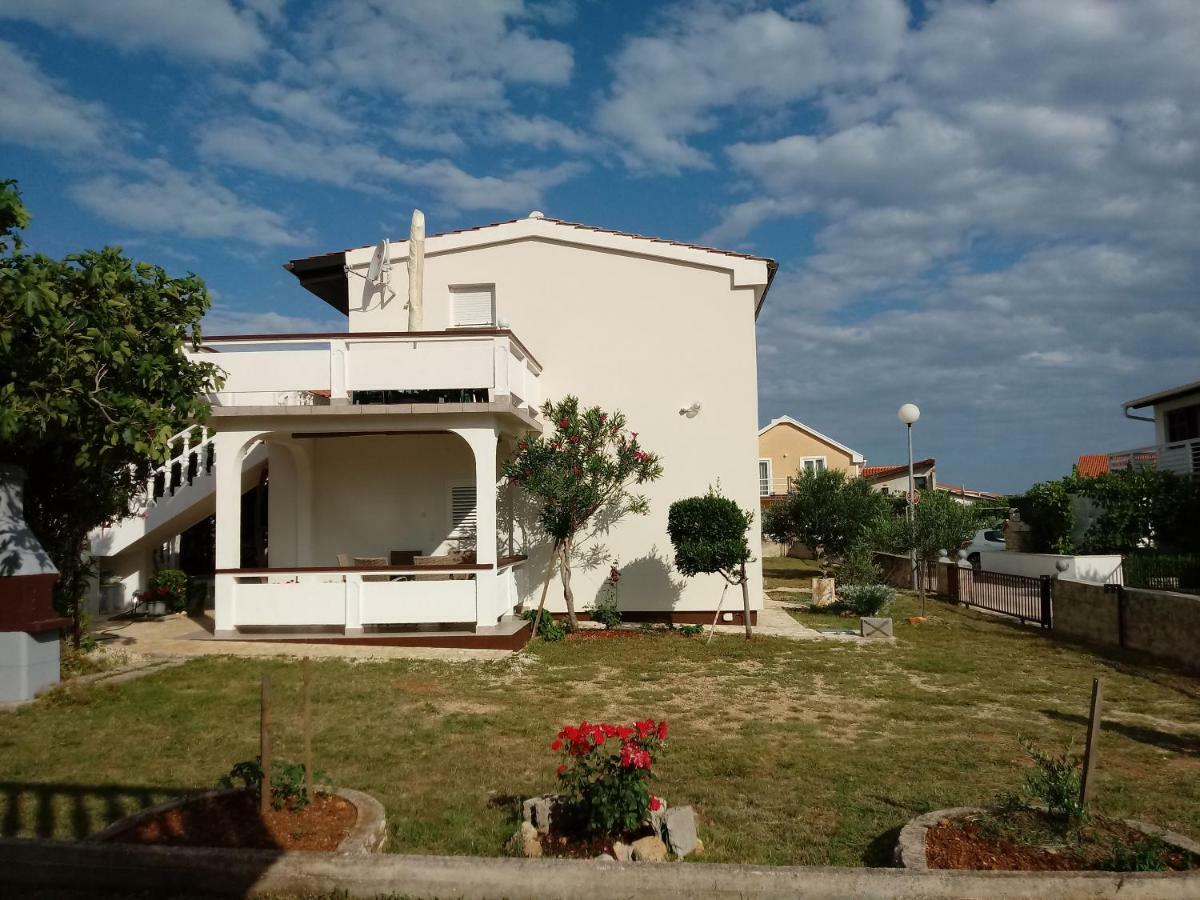 Apartmani Dokoza Vir Exterior foto